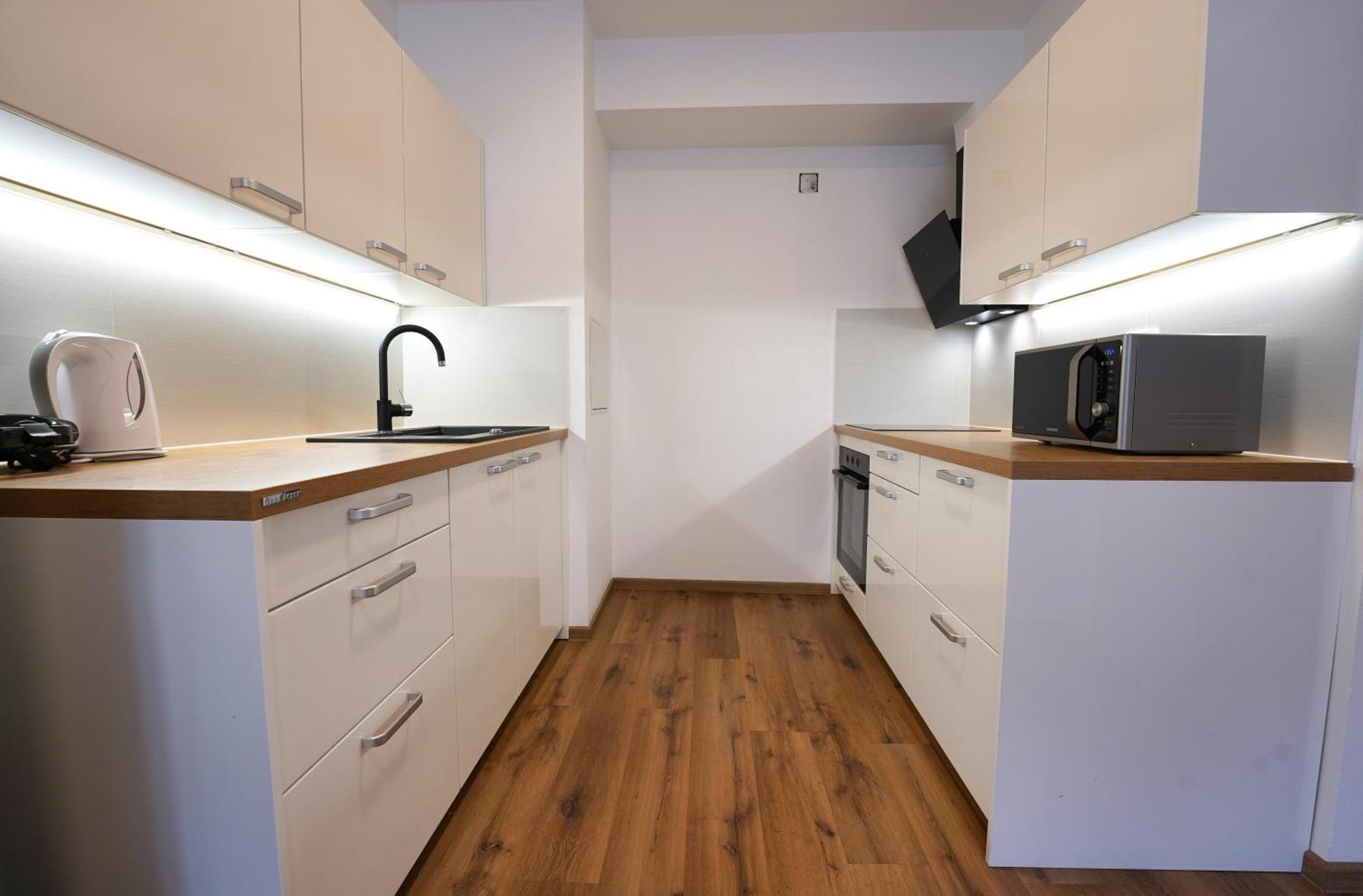 Apartments Metro 7 Ljubljana Ngoại thất bức ảnh