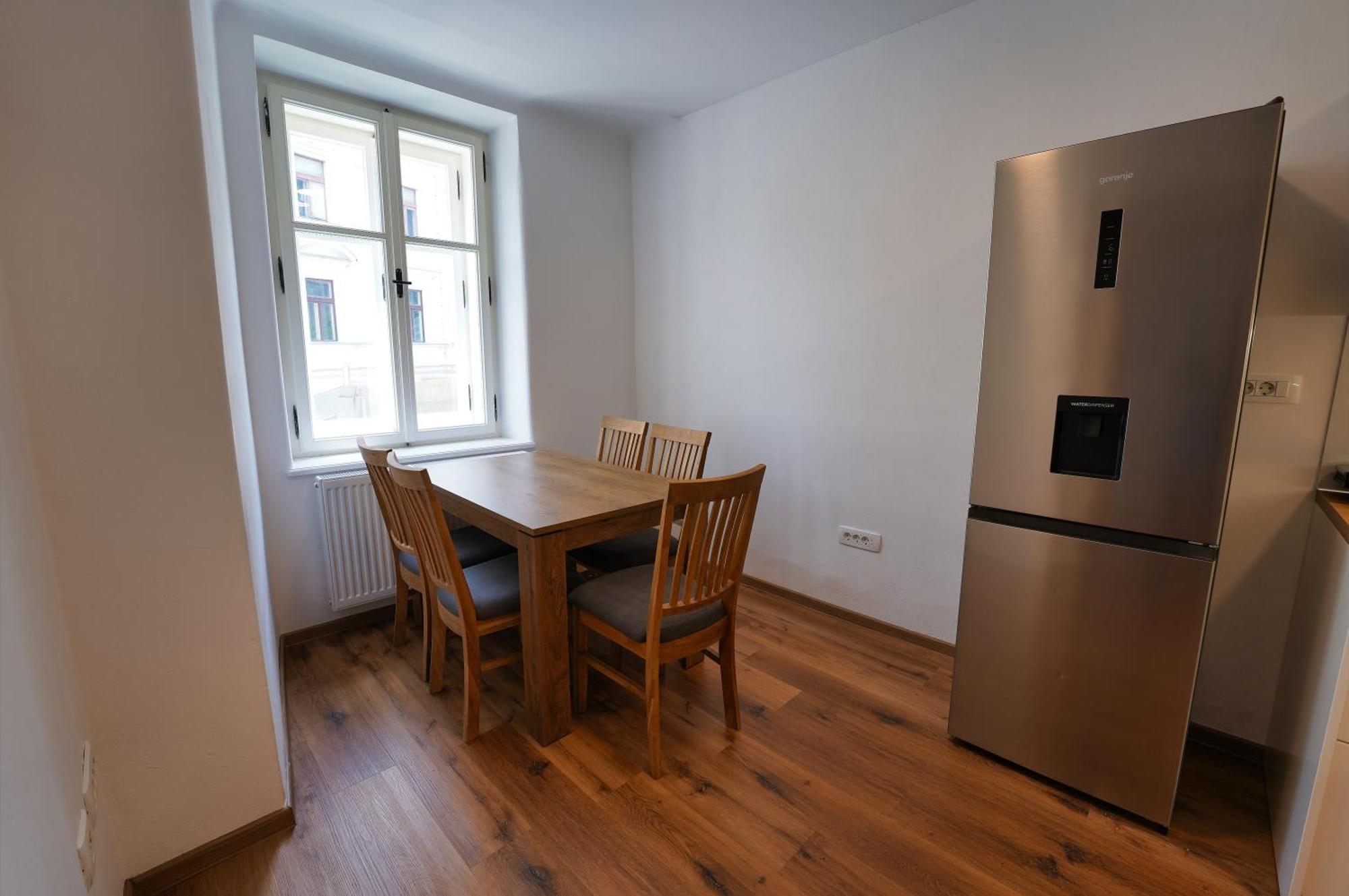 Apartments Metro 7 Ljubljana Ngoại thất bức ảnh