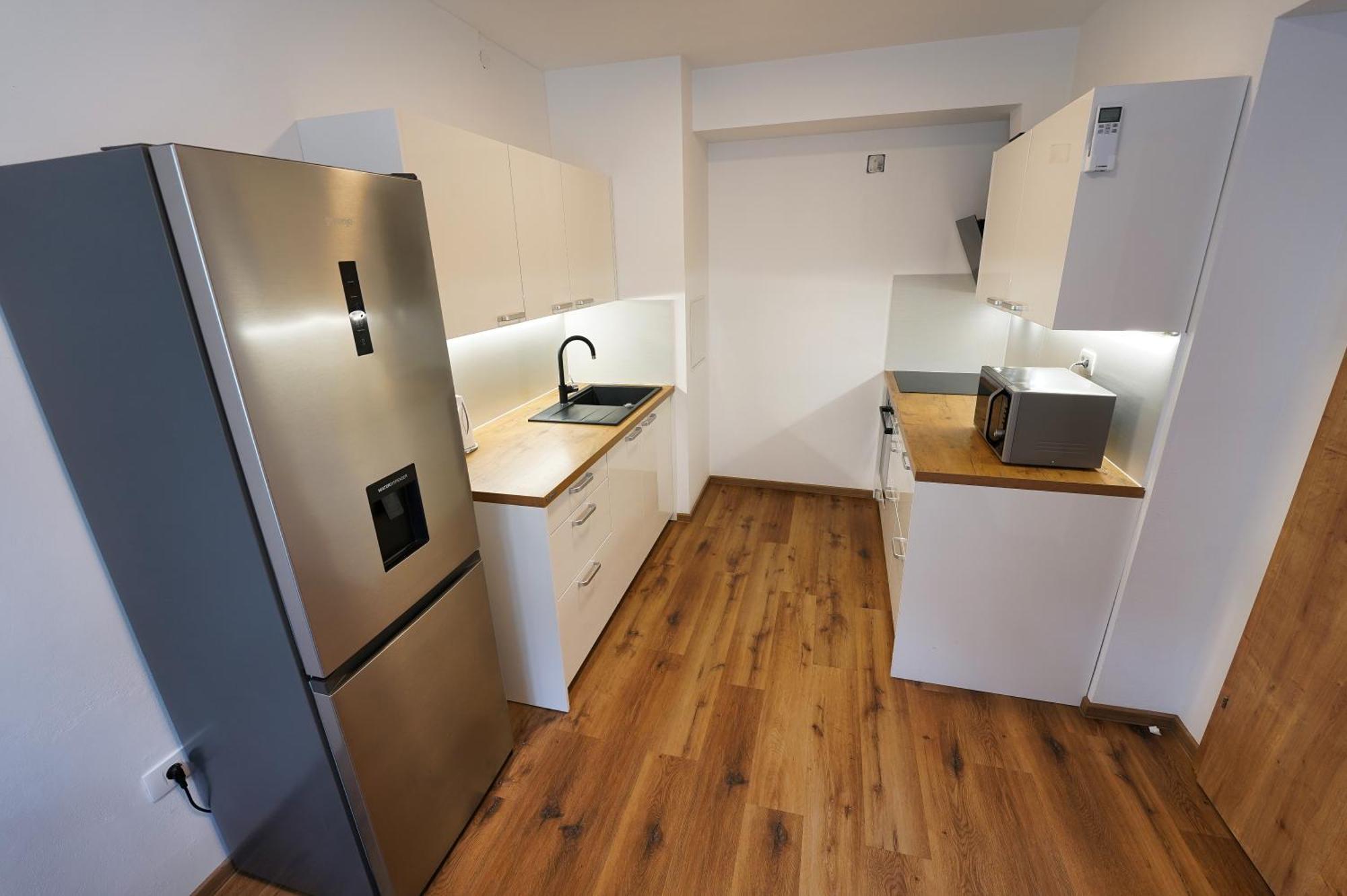 Apartments Metro 7 Ljubljana Ngoại thất bức ảnh