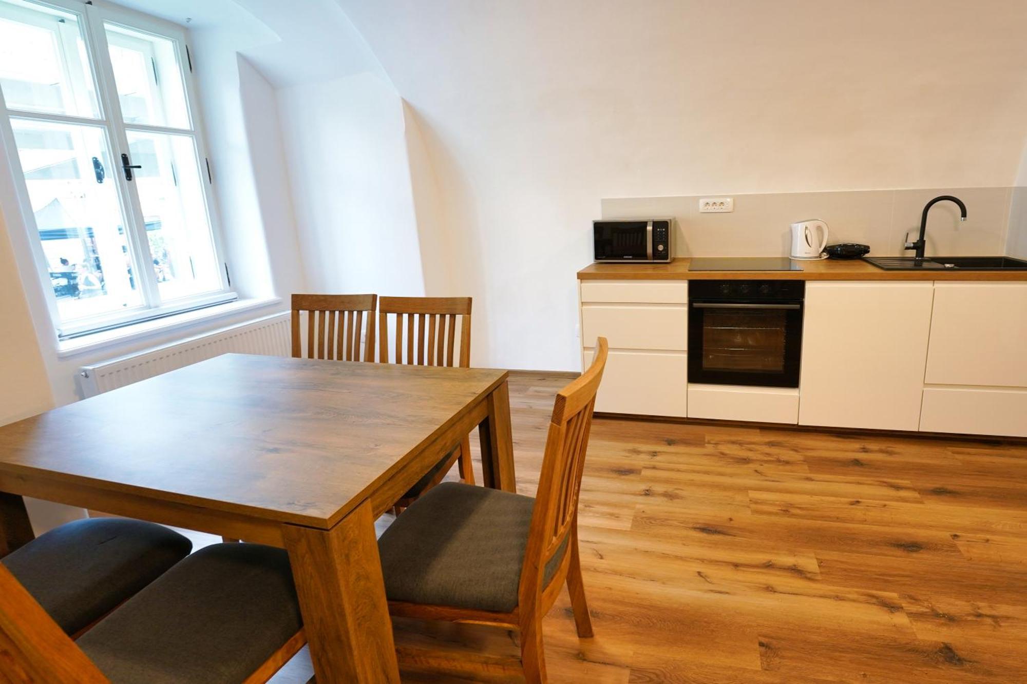 Apartments Metro 7 Ljubljana Ngoại thất bức ảnh