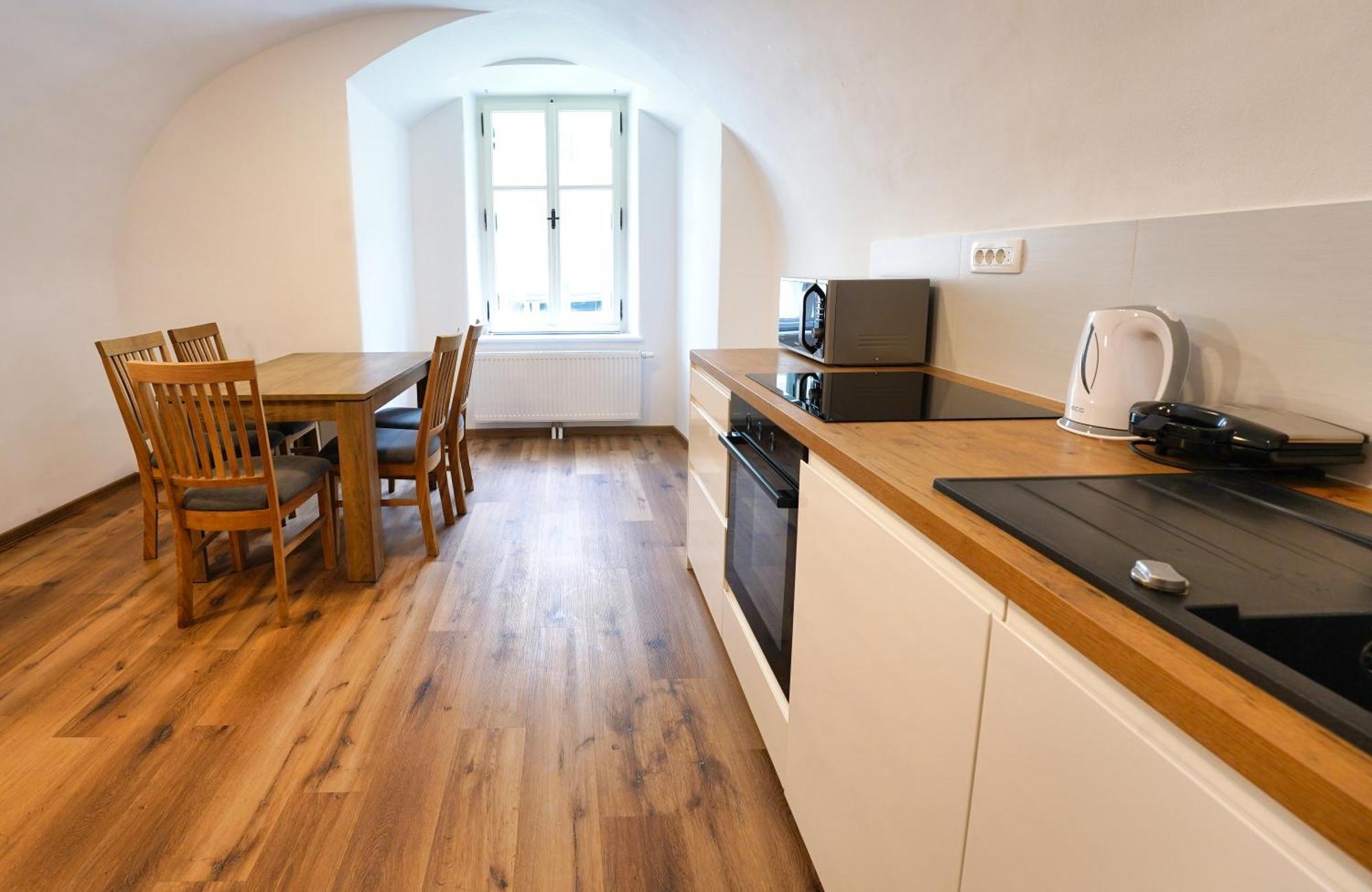 Apartments Metro 7 Ljubljana Ngoại thất bức ảnh